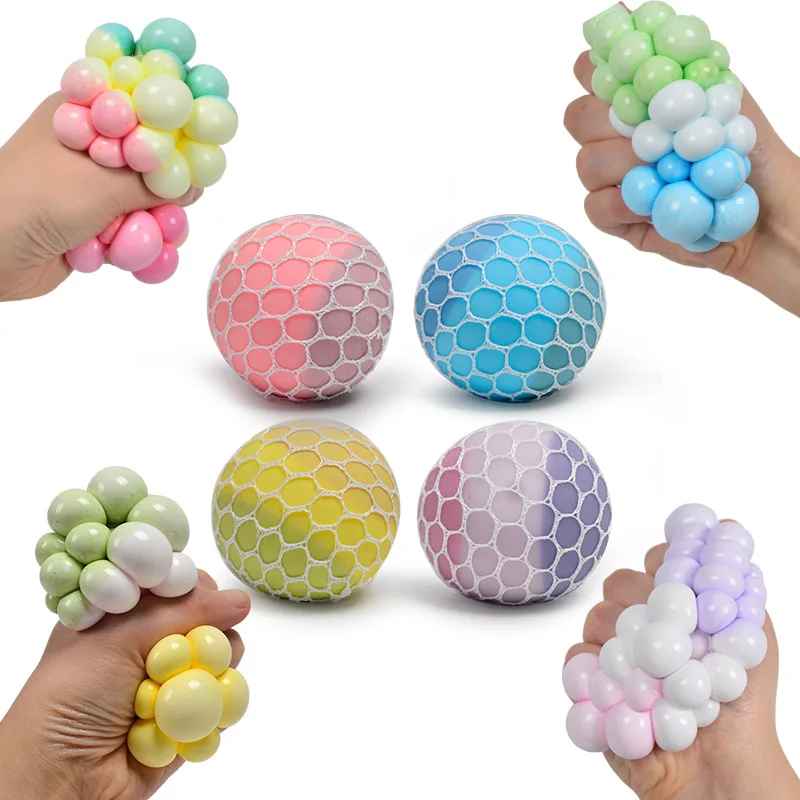 Rainbow Bead Stress Ball – färgglad och rolig klämleksak