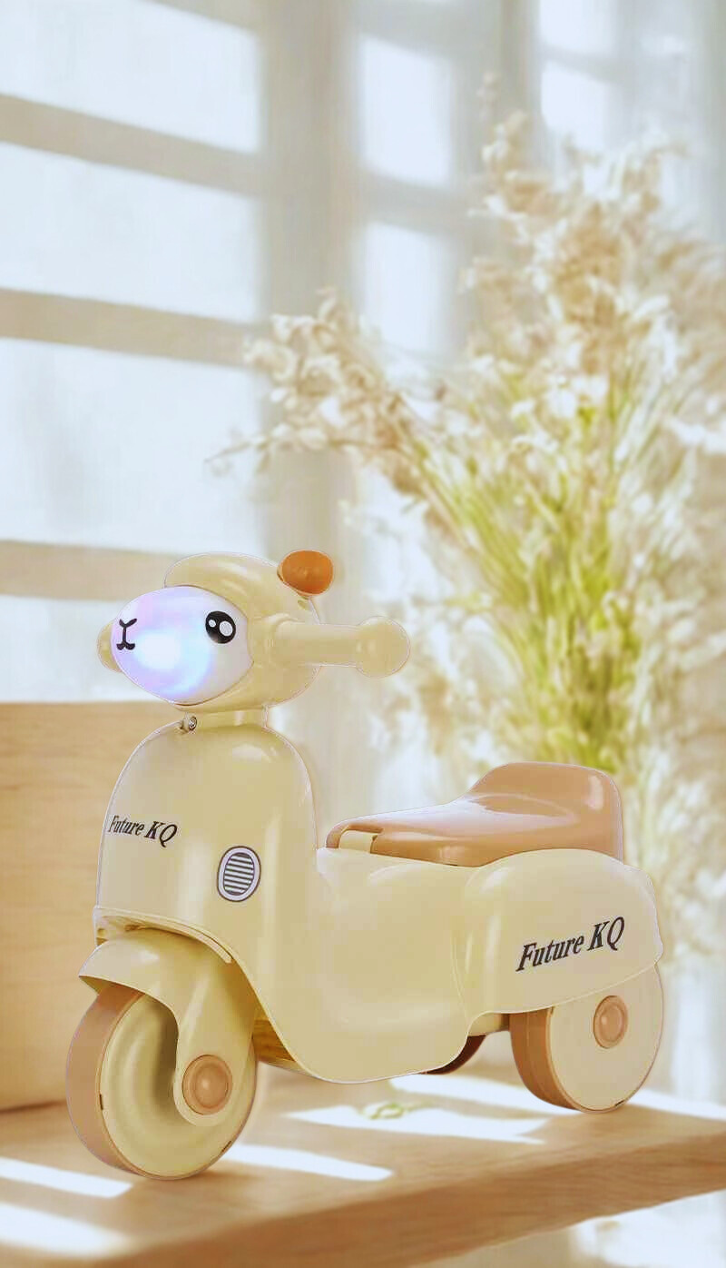 Trehjulig cykel för barn med musik belysning – stabil och lätt att använda